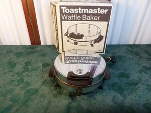Vintage Toastmaster Round Chrome Non-Stick Waffle Baker w/Original Box-#W252A - Picture 1 of 11