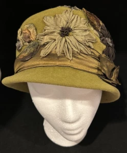 Louise Green Women's Olive Velour-Finished Felt Cloche Silky Flowers and Ribbon - Picture 1 of 18