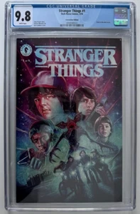 Stranger Things #1 Key 1st Appearance SDCC Brilla en la Oscuridad (2019) CGC 9.8 - Imagen 1 de 2