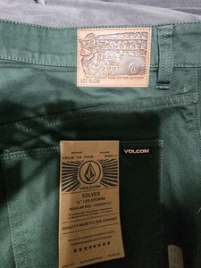 NWT! Volcom Solver Modern Straight pants, size 32 - Picture 1 of 5