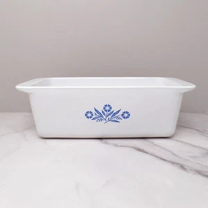 Vintage Corningware Loaf Pan (P-315-B) - 2 Qt. / 9x5x3, Blue Cornflower - Picture 1 of 11