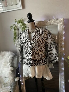 Zara Basic Jacket Zebra Print Crop Blazer Sz XS Single Button V Neck Black White - Picture 1 of 11