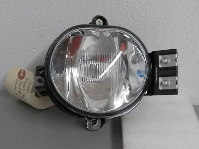 2006 DODGE DURANGO RIGHT SIDE FOG LIGHT - Image 1 of 4