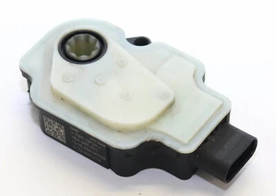 VW ID4 Pro E2 150KW 1EA965501 1EA965501A Stellmotor für Kühlerrollo Antrieb - Image 1 of 3