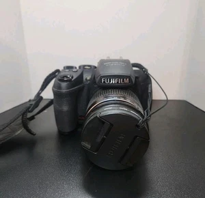 Cámara digital Fujifilm FinePix HS20EXR 16,0 MP 30x estado A+ con correa - Imagen 1 de 21
