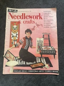 Revista de patrones de tejido de costura y manualidades McCalls de otoño/invierno 1958 de colección - Imagen 1 de 17