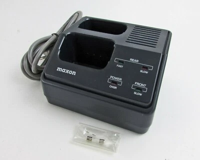 Cargador doble Maxon CA-1225 Foto 1 de 2