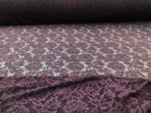 Bestickter Stretch Spitze Bekleidungsstoff durchsichtig Blumen Boysenberry lila YY214 - Bild 1 von 1