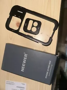 NEEWER 15 Pro Max Cage Video Rig with Snap On 67mm Filter Adapter for iPhone - Picture 1 of 1