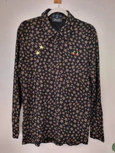 Camicia donna Bella Freud x Fred Perry nera e oro stelle viscosa taglia 14. - Foto 1 di 8
