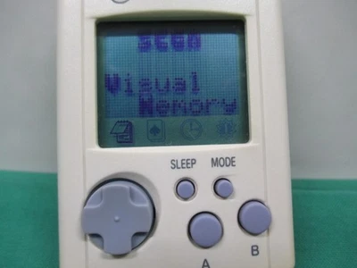 SEGA Dreamcast -- VISUAL MEMORY VMU WHITE no box -- JAPAN. GAME. 22301 - Image 1 of 4