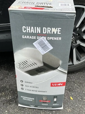 Genie 1/2HP Chain Drive Garage Door Opener 1035-VE2, Sealed Box - Image 1 of 4