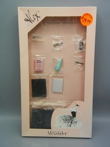 Madame Alexander ALEX Fashion Editor Doll Outfit *BOOK TOUR TRAVEL KIT* NRFB - Picture 1 of 5
