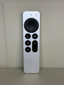 Hermoso Mando a Distancia USB-C Original Apple A2854 Siri 3ª Generación para Apple TV 4K/HD - Imagen 1 de 5