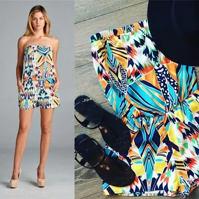 Mameluco Boho Festival Sin Tirantes Plumas Geométricas Carmela Boutique Talla Pequeña Nuevo con Etiquetas Foto 1 de 4