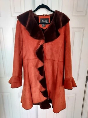 Gabardina de Colección Terry Lewis Clásica Lujos Naranja Imitación Gamuza y Piel Talla L En muy buen estado Foto 1 de 4