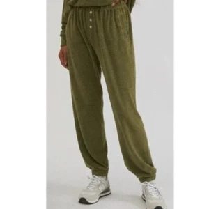 DONNI Basil Green Comfy Terry Jogger Relaxed Fit Sweatpants Size Medium - Picture 1 of 8