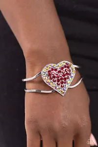 Paparazzi ~ Flirtatious Finale IRIDESCENT Heart❤️Hinged Bracelet ~❤️NEW 2024❤️ - Picture 1 of 2