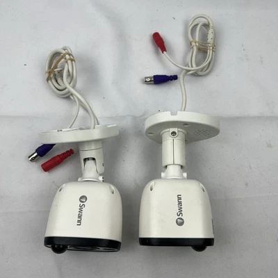 Juego de 2 cámaras de seguridad Swann 4K Ultra HD Bullet PRO-4KWLB calor y movimiento Foto 1 de 4