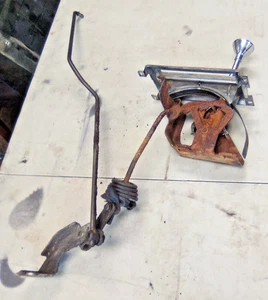 1967 Buick Wildcat Automatic Floor Shifter Assembly GM OEM LOC-127DG - Picture 1 of 8