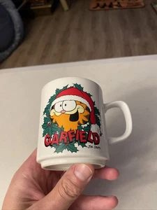 Taza Garfield 1978 vintage corona de Navidad sombrero de Santa Jim Davis Enesco - Imagen 1 de 8