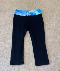 Old Navy Active Black Capri Leggings Pants EUC GIRLS SIZE: XL (14) - Picture 1 of 3