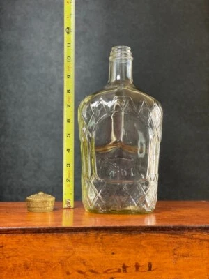 Upcycled Crown Royal Bottle 32oz Bar Decor w/ Lid – Whiskey Coffee Display — 第 1/3 张图片