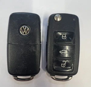 VOLKSWAGEN 3 BUTTON REMOTE FLIP KEY FOB GOLF POLO ETC! TESTED 5K0 837 202 - Picture 1 of 5