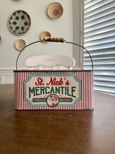 Christmas Tin Bucket With Handle And Wooden Spindle, Divided - Picture 1 of 8