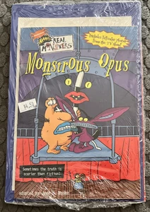 AAAHH!!! Real Monsters books Sealed MONSTER CAMP-OUT & MONSTROUS OPUS 1997 Y - Imagen 1 de 2