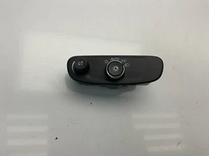 2019-2021 Chevrolet Equinox Headlamp Control Switch 84192536 OEM - Foto 1 di 8
