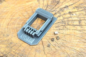 Interfaz de batería hágalo usted mismo para herramienta eléctrica Black + Decker 20V MAX - EveryThang3D - Imagen 1 de 5