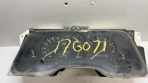 94 95 96 FORD THUNDERBIRD Speedometer - Picture 1 of 10
