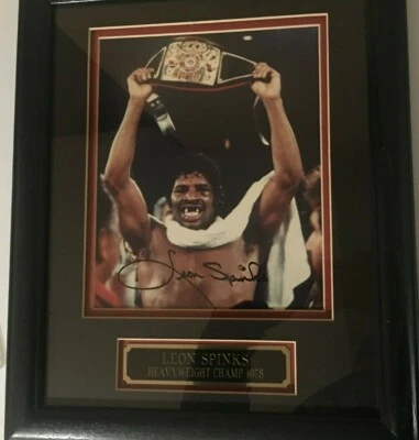 Leon Spinks Boxer Autographed Photo COA  - Image 1 of 4