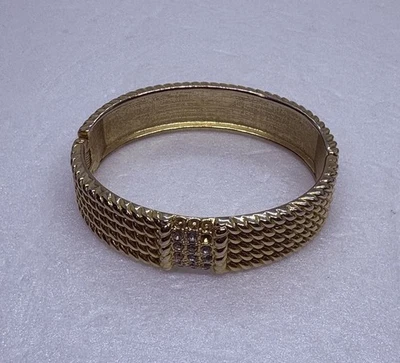 Brazalete vintage para mujer con abrazadera con bisagras pedrería tono dorado 7” cuerda arte decoración 17 Foto 1 de 4