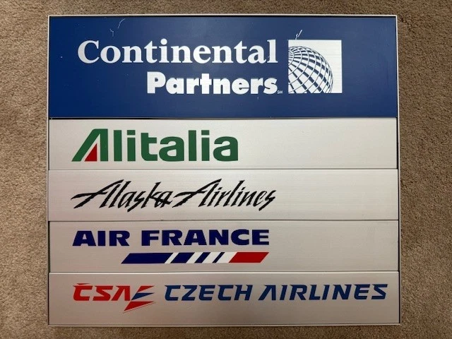 Continental Airlines Metal Alliance Placard/Very Good Condition/Circa 2002 - Image 1 of 4