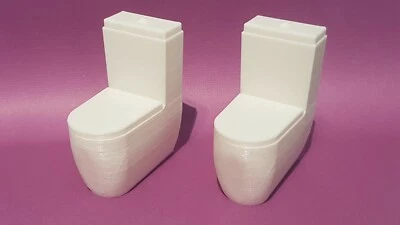 ABELS3D.COM Puppenstubentoilette Maßstab 1:12. 2 Stück. 72 mm hoch, 32 mm breit.*