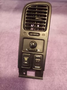 1994-1997 OEM Genuine Nissan Pathfinder LH Driver Side AC Heater Vent & Switches - Picture 1 of 5