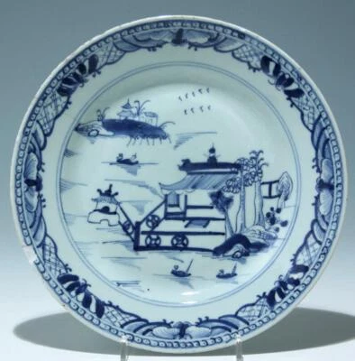 Old Chinese Blue & White Plate - damaged - Bild 1 von 4