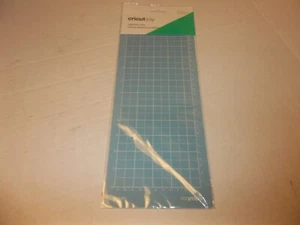 Cricut Joy LightGrip Cutting Mat 4.5" x 12"Reusable Cutting Mat for Crafts New - Picture 1 of 2