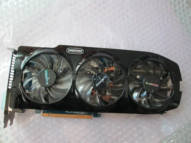 GIGABYTE Windforce GeForce GTX 680 2GB GDDR5 GV-N680OC-2GD Video Card - Image 1 of 3