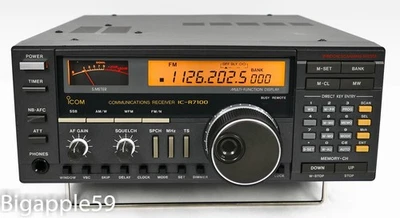 Icom IC-R7100 VHF UHF FM Radio Receiver 25 MHz -1999 MHz Reception **UNBLOCKED** - Image 1 of 4