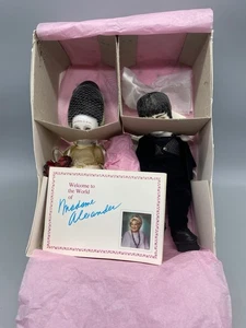 Madame Alexander Mr. & Mrs. Frankenstein Muñecas Novia y Novio CAJA y Papel de Pañuelo - Imagen 1 de 11