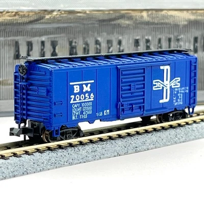 Postage Stamp N Scale 4880-310 Boston Maine 40 ft Standard SD Boxcar BM 70056 - Image 1 of 4