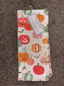 NUEVO Juego de dos cupcakes de cocina de Halloween y cachemir dorado rosa - Imagen 1 de 2