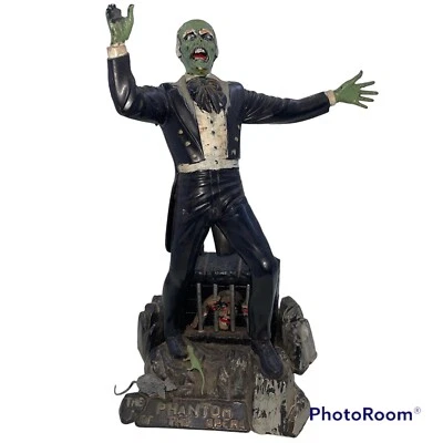 1963 Aurora built up model Phantom of the Opera vintage movie monster - Image 1 of 4