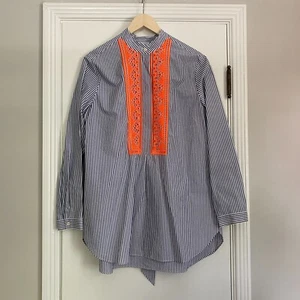 NUEVO CON ETIQUETAS Camisa Bogner Ajani Bordada Rayas Abotonada Naranja Azul Talla 14 - Imagen 1 de 6