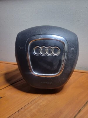 2006-2008 Audi A6 LH Soul Driver Steering Wheel Horn Pad OEM 4F0880201AS6PS - Image 1 of 3