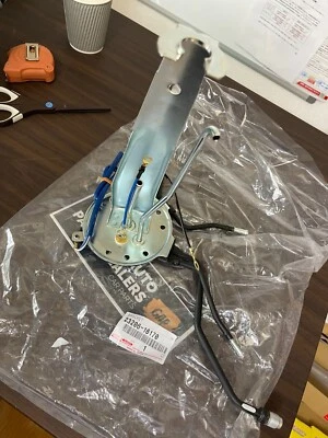 GENUINE TOYOTA OEM 85-87 COROLLA 1.6L GTS AE86 FUEL PUMP BRACELET 23206-16170 - Image 1 of 4