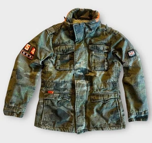 Superdry Chaqueta Edición Rookie, Niños 7-8 Verde Camuflaje Militar Sherpa Forrado Abrigo - Imagen 1 de 13